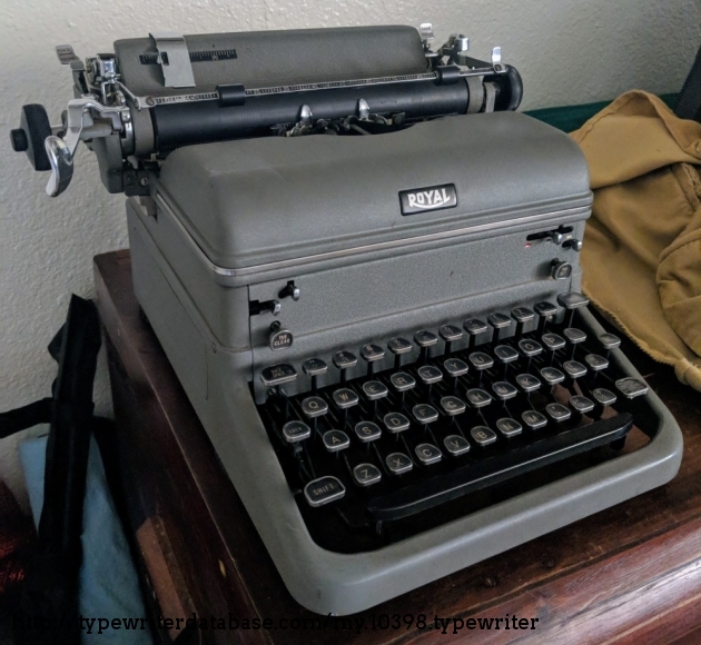1950 Royal KMG Typewriter #KMG-4189270 TWDB