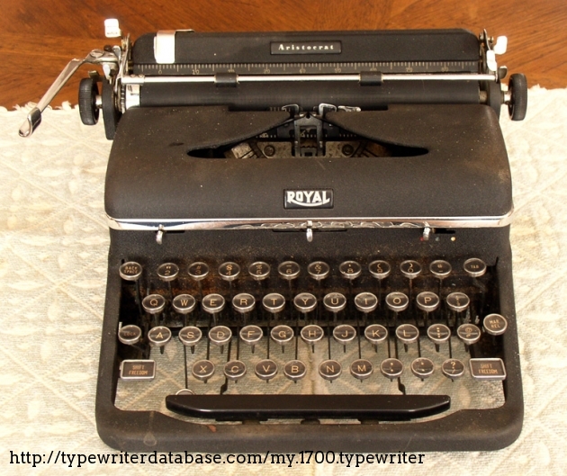 1941 Royal Aristocrat Typewriter #b-1037010 Twdb