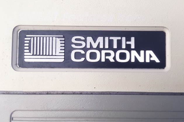 Smith-Corona "XL 1900" logo/badge on the front...