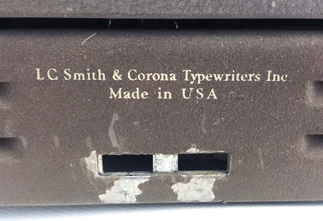 Smith-Corona "Sterling" from the back (detail)...