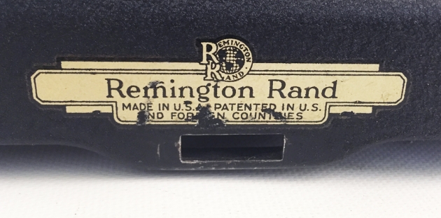 Remington Rand "De Luxe Model 5" from the back, logo...