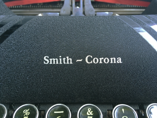 Smith-Corona "Silent" (Speedline) logo up front...
