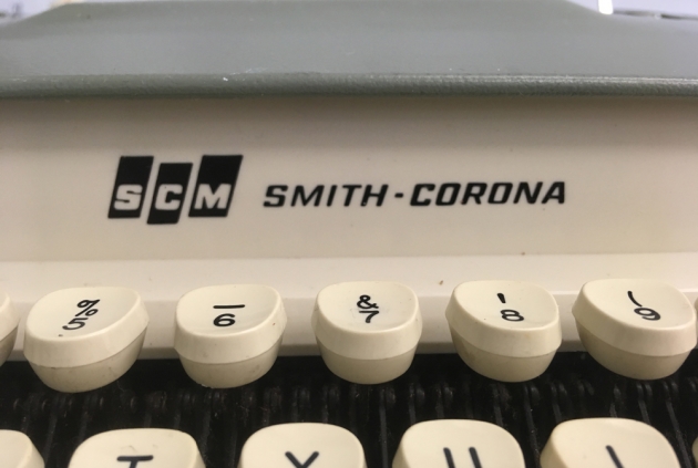 Smith-Corona "Galaxie" brand logo on the front...