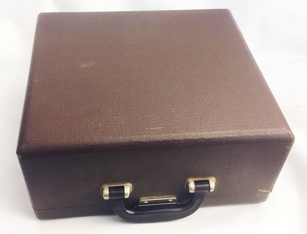 Remington "Travel-Riter" storage/travel case...