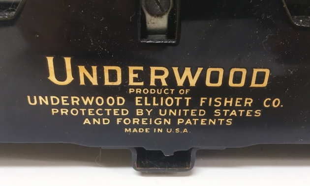 Underwood "Noiseless Portable" from the back... (detail)