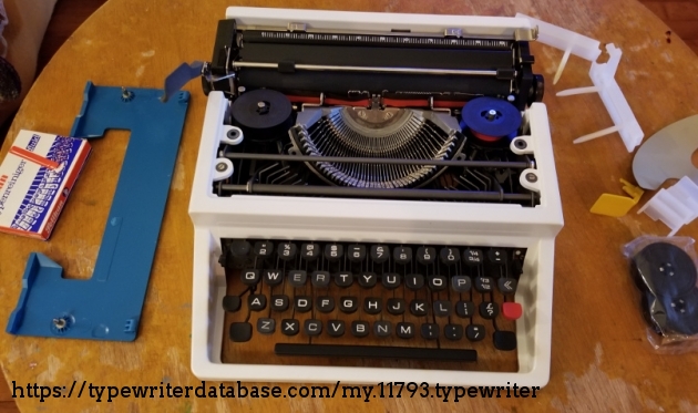 Underwood 315 with hood open.