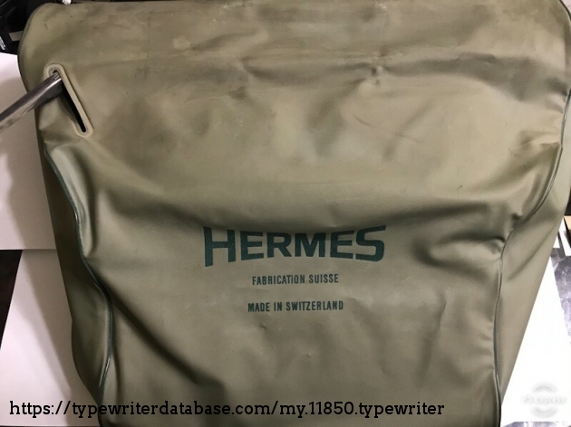 Original Hermes dust cover for my wide carriage 3000.