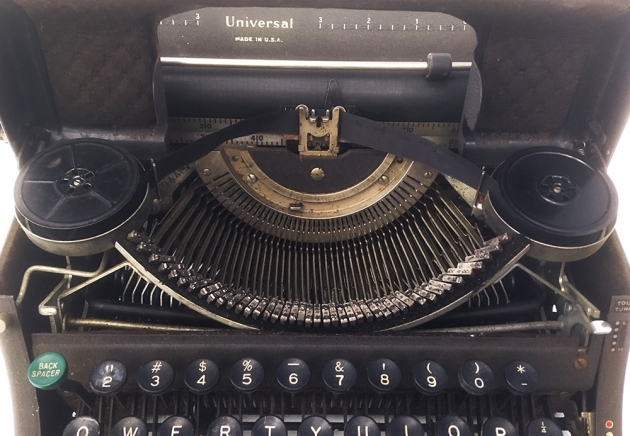 Underwood "Universal" from under the hood...
