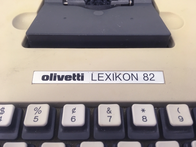 Olivetti "Lexikon 82" from the logo/model at the top...