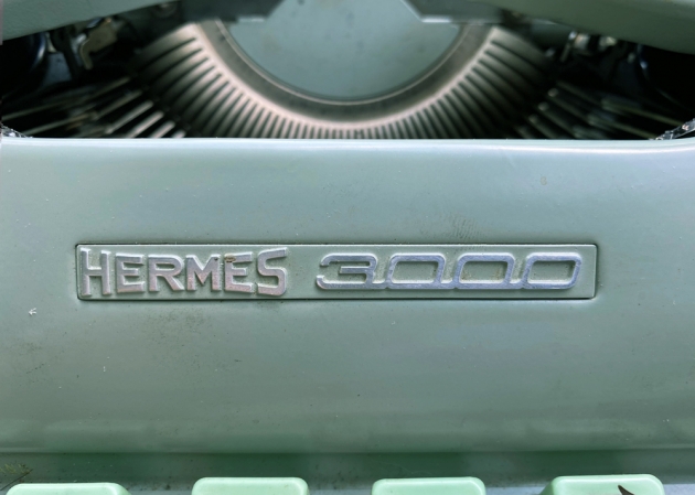 Hermes "3000" from the maker logo on the front...