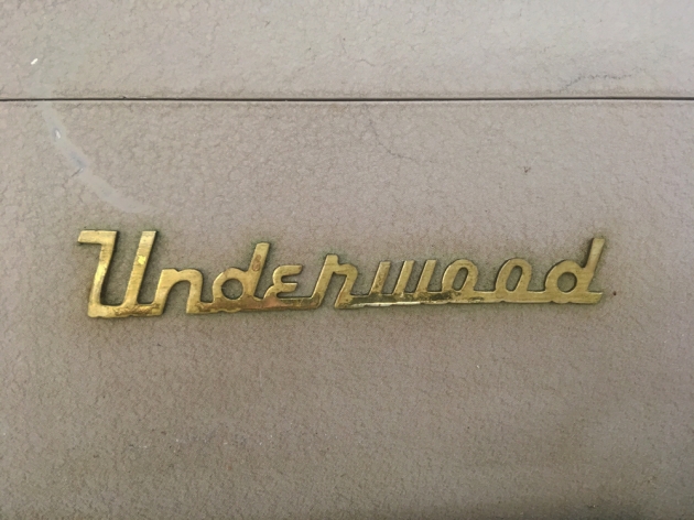 Underwood "SX" logo from the front...