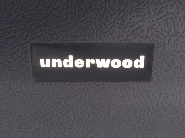 Underwood "Electric 555" Logo on the very sturdy travel case...