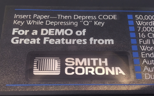 Smith-Corona "SD 700" maker logo (left side)...