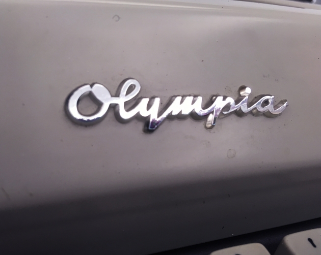 Olympia "SM9" from the logo on the front...