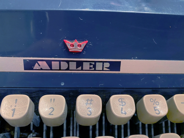Adler "J5" from the maker logo on the front....