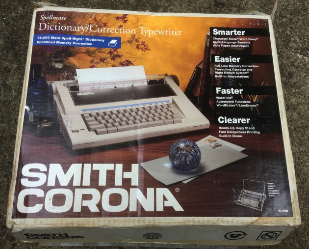 Smith Corona "Spellmate 700" image from the box...