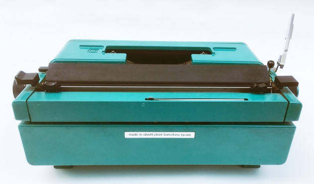 Olivetti "Studio 45" from the back...