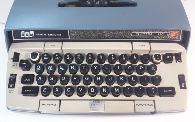 Smith Corona "Electra 120" from the keyboard ...