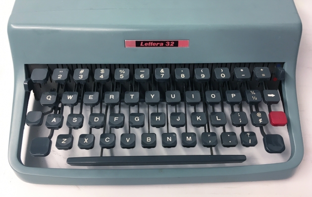 Olivetti "Lettera 32" from the keyboard...