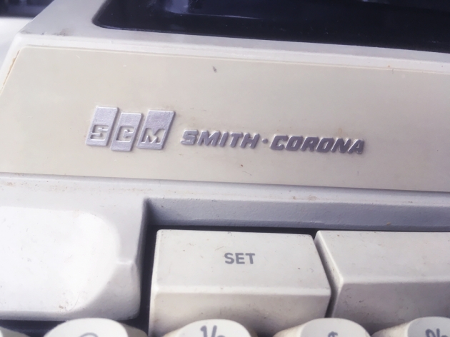 Smith Corona "Coronamatic 2200"  logo on the right side...