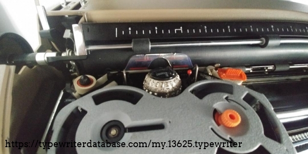 Ribbon cartridge and correcting tape