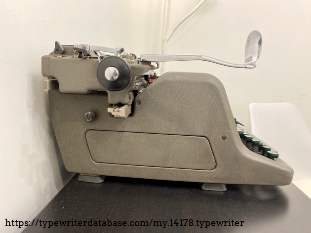 1952 Royal HH on the Typewriter Database