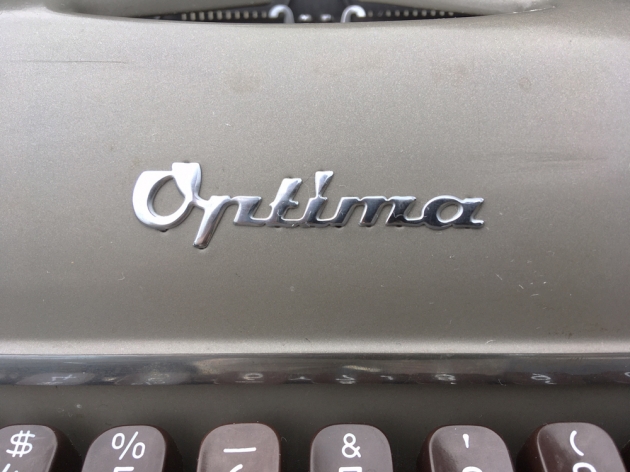 Optima "Elite 3" from the logo on the top...