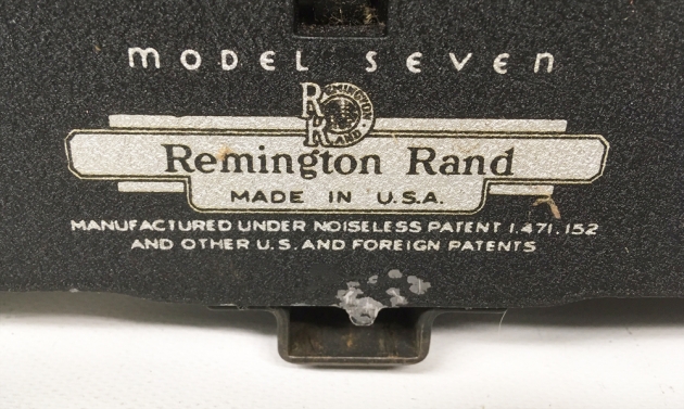 Remington "Noiseless 7" from the back (detail)...