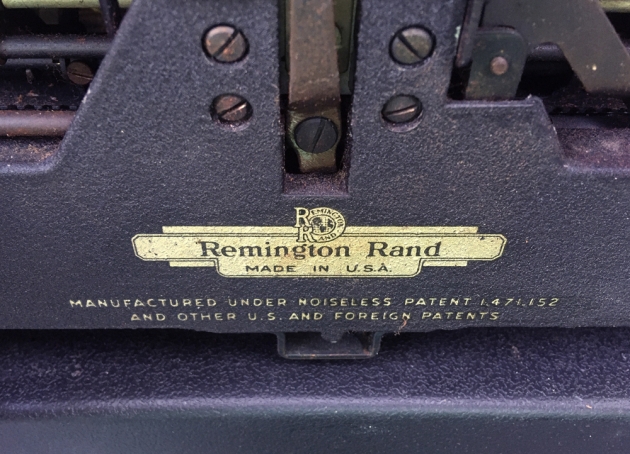 Remington "Noiseless 7" from the logo  on the back...