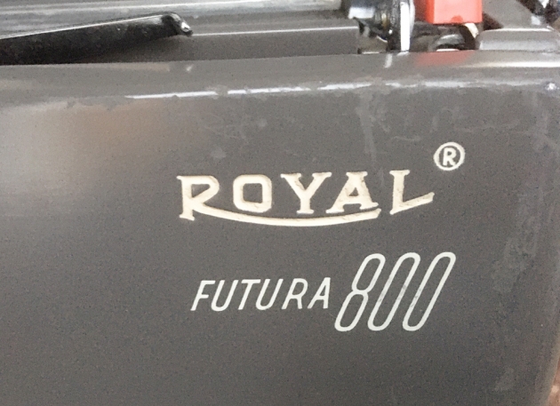 Royal "Futura 800"  from the logo on the back...