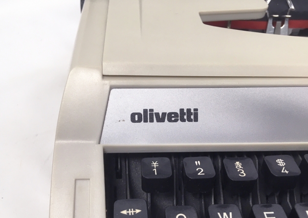 Olivetti "MS 25 Premier plus" from the logo on the left side of the front ...