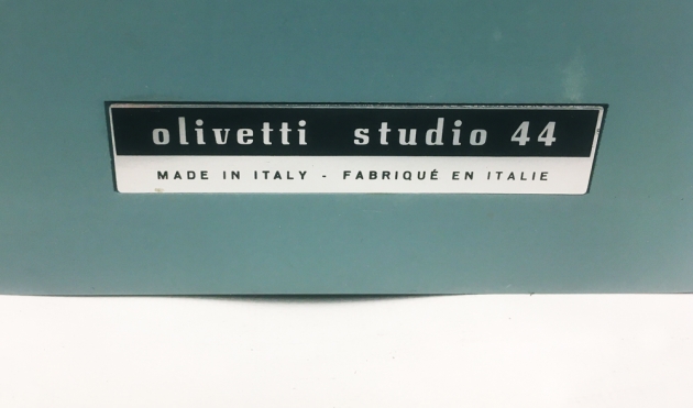 Olivetti "Studio 44" from the back (detail)...