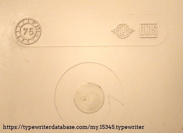 Marks on the inside of the machine cover. We see the logo of the UNIS factory in Sarajevo, Yugoslavia.