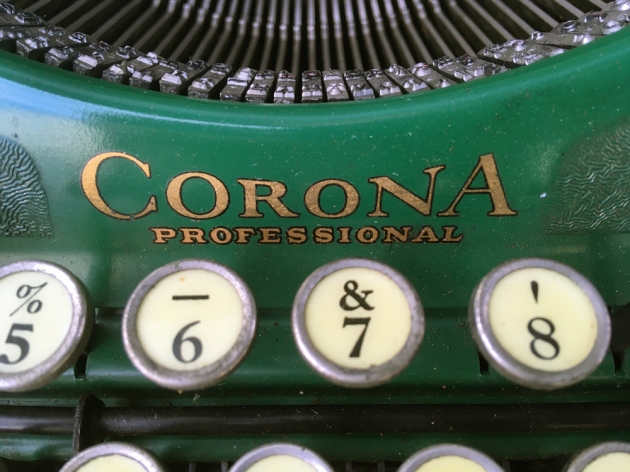 Corona "Professional" from the front...