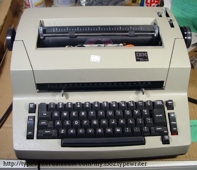 These machines are invariably this whitish color, lighter than the Beige that IBM used for factory repaints. The machine screams for a more interesting paint job, don't you think?