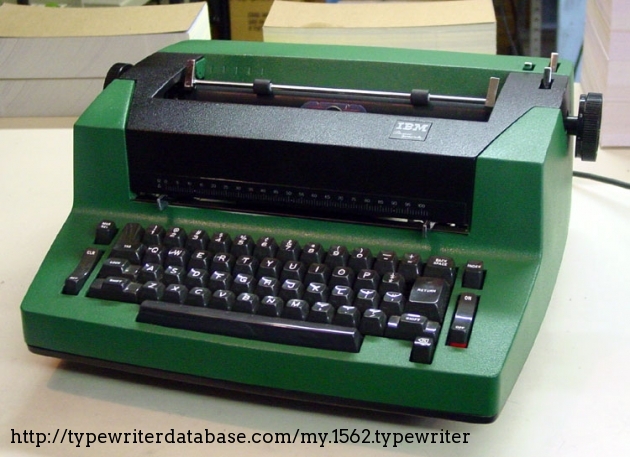 There we go, Black and Green. Now that's a sharp-looking machine. You can even forgive it for not having the rounded lines of the 700 series.