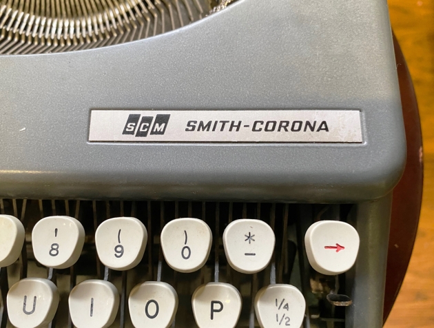 Smith Corona "Skyriter" from the logo above the keyboard...