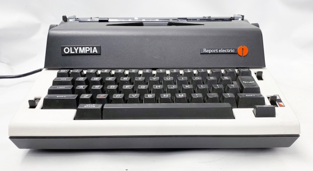 Olympia "Report Electric" from the maker logo on the front...