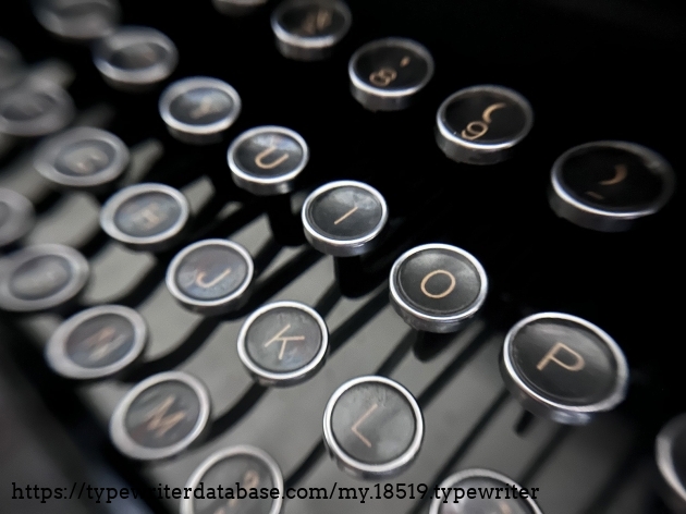 A superb action on these glass topped keys.