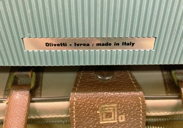 Olivetti "Lettera 22"  from the "country of origin"  logo on the back...