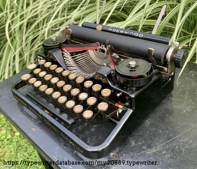 1922 Underwood Portable 3 Bank on the Typewriter Database