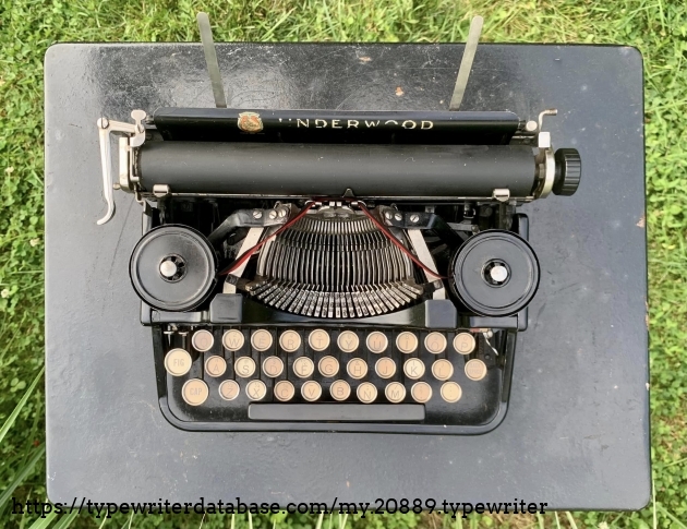 1922 Underwood Portable 3 Bank on the Typewriter Database