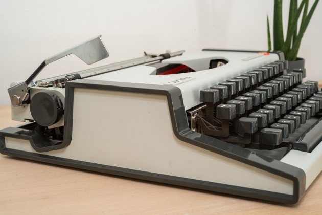 Side of the typewriter with its unique design.