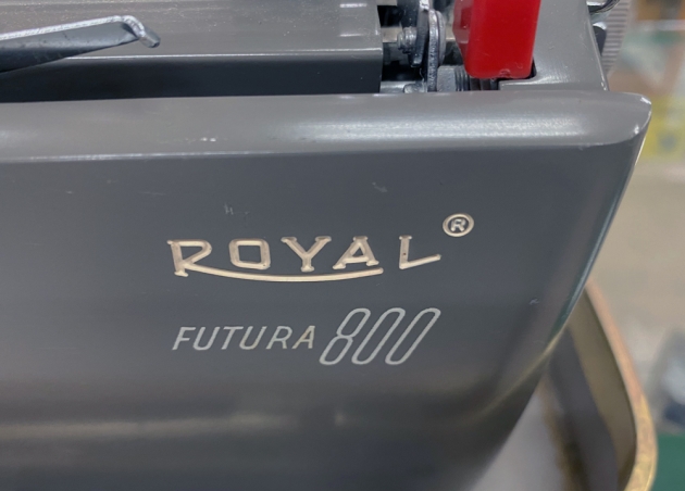 Royal "Futura 800" from the logo on the back...