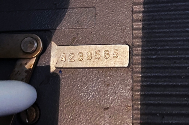 Olivetti "Linea 98" serial number location...