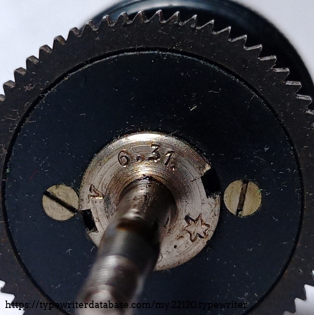 Although it's my 6-Continental standard typewriter and I bought my first Continental standard typewriter (the 1934 Continental) in 2016, it wasn't until this Continental typewriter that I noticed that the date of manufacture is embossed on the roll groove knob