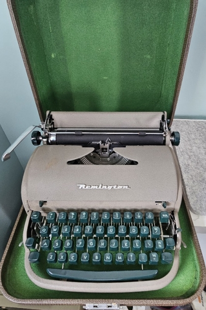 Case open with typewriter