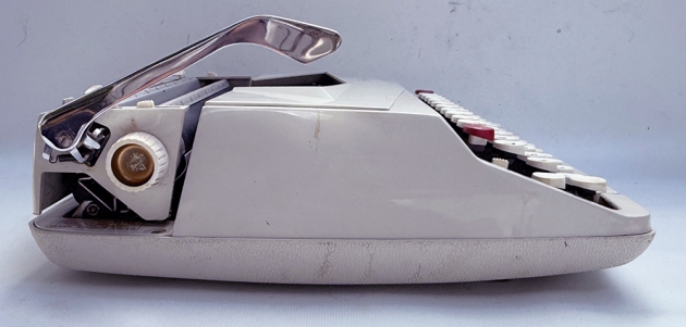 Sears "Attache'" from the left side... Sears "Attache'" from the left side...