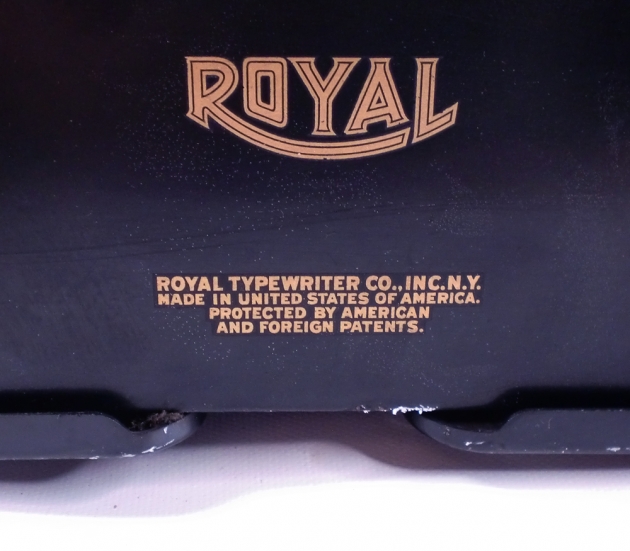 Royal "10" from the maker logo on the back...