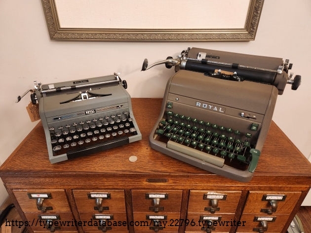 Comparison of 1949 Royal Quiet De Luxe (left) and the larger brown 1955 Royal HH.